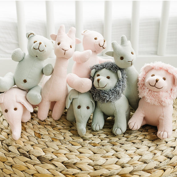Linen Lion Rattle
